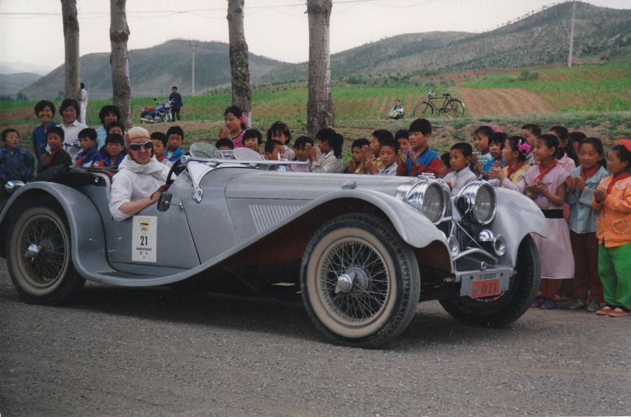  Jaguar SS100 3&frac12;-Litre Roadster 1938 года  (фото 1 из 53)